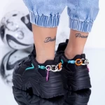 Buty sportowe na platformie WL118 Czarny | Mei