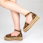 Damskie buty na co dzień z platformą FS3 Leopard | Mei