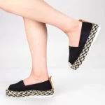 Damskie buty na co dzień z platformą BL00029 Czarny | Botinelli