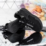 Damskie buty sportowe E17 Czarny | Mei