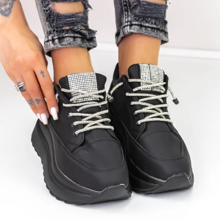 Buty sportowe na platformie 3WL3 Czarny | Mei