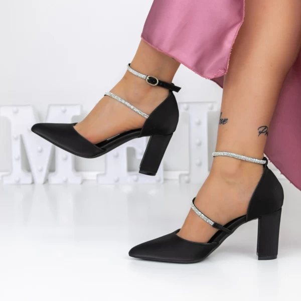 Buty na grubym obcasie 3XKK20 Czarny | Mei