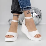 Sandały na platformie 3Y20 Biały | Mei