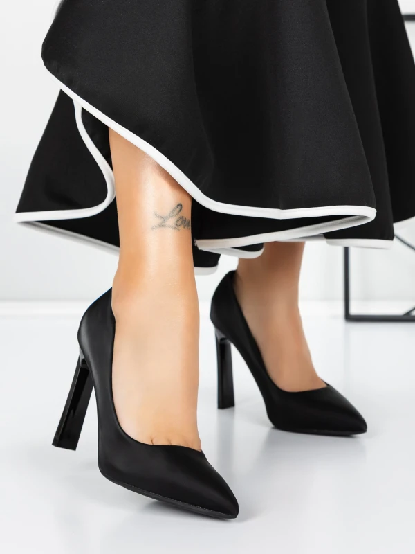 Buty na grubej podeszwie 3DC36 Czarny | Mei