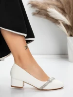 Buty na niskim obcasie 3XKK99 Biały | Mei