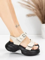 Sandały damskie ze skóry naturalnej 6818 Kremowy | Advancer