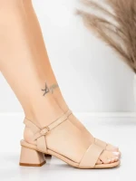 Sandały damskie ze skóry naturalnej 22396 Brzoskwiniowy | Advancer