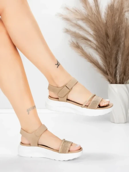 Sandały na platformie 5GS68 Brzoskwiniowy | Mei