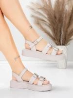 Sandały damskie na niskim obcasie 5H80 Różowy | Mei