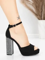 Sandały na grubej podeszwie i platformie 5KV71 Czarny | Mei