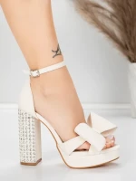 Sandały na grubej podeszwie i platformie 5KV72 Beżowy | Mei