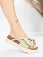 Damskie kapcie ze skóry naturalnej TP637-1 Zielony | Formazione